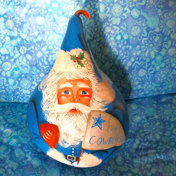 Vintage Hand Painted Signed "Go Cowboys" Big Gourd Blue Santa With The Ball - Picture 1 of 11